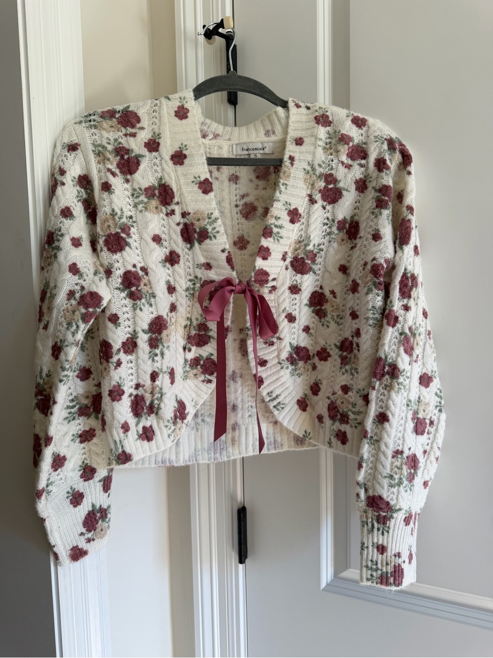 Francesca's Collections Cream Floral Knit Cardigan with Rose Accent
